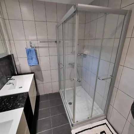 Phoenix In Secret Valley Villa